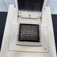 Bio-Rad C1000 Touch Thermal Cycler image 2